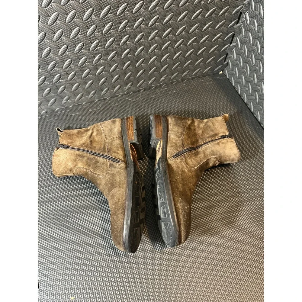 ECCO Suede Boots Mens 44 Brown Side Zip Vibram Sole Leather Lining 5900038906